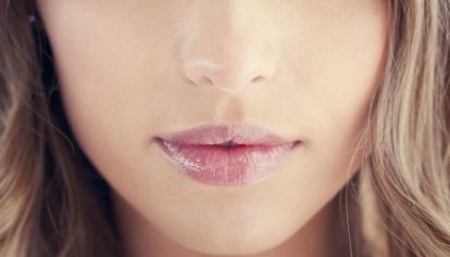 深圳某醫(yī)院的林文登醫(yī)生豐富經(jīng)驗的雙眼皮修復(fù)，成功案例多，詳細(xì)收費清單分享。