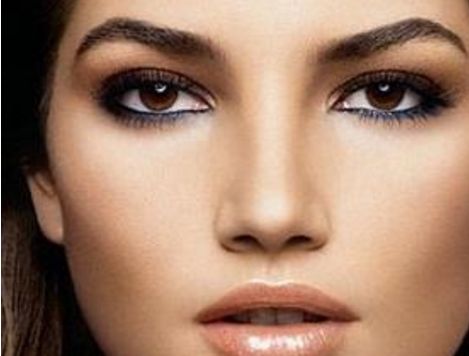 陳東與王佩華：哪位醫(yī)生更受歡迎？從醫(yī)學(xué)專業(yè)能力和專家評(píng)價(jià)來看