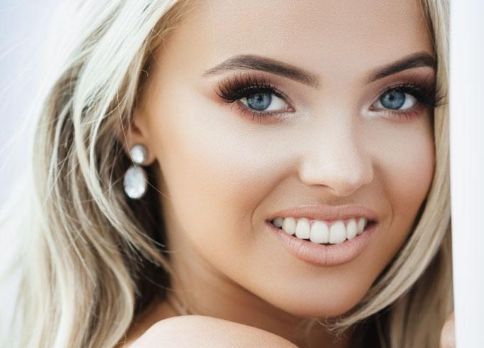 成都眼修復(fù)，一線名醫(yī)與新銳專家，實(shí)力PK，誰更勝一籌？