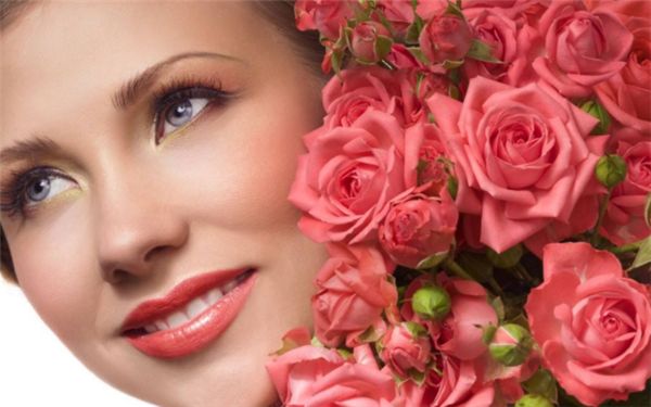 葉飛輪技術(shù)下的成都市第三人民醫(yī)院雙眼皮整形，案例分享及價格查詢