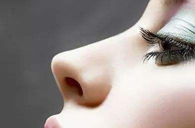 郴州晏丹醫(yī)生如何進行雙眼皮手術(shù)？真實案例分享！