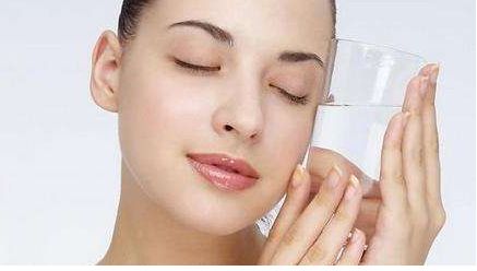 重慶西南醫(yī)院：劉林奇醫(yī)生的雙眼皮技術(shù)及成功案例揭秘！