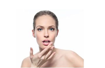 上海容妍李昕做鼻子如何？探秘70天美感變化，細致揭秘現(xiàn)場圖集