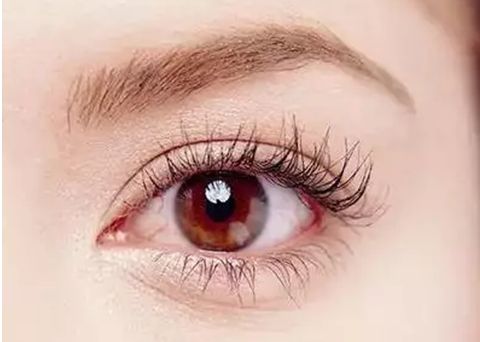 大連乳房整形醫(yī)院綜合對比評析，技術(shù)實(shí)力大PK，究竟你心儀哪家？