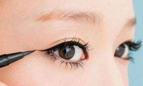 尋找西安地區(qū)雙眼皮手術名醫(yī)！認準本文推薦的孫峰、柏國芳等實力專家！