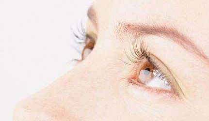 貴陽(yáng)市擁有獨(dú)具慧眼的隆鼻整形名醫(yī)們，的醫(yī)術(shù)和口碑動(dòng)人。