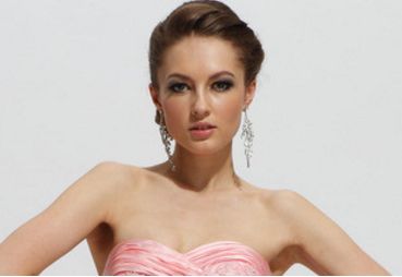 上海整容外科醫(yī)院如何選擇最適合假體隆鼻的專家？有無特別推薦？