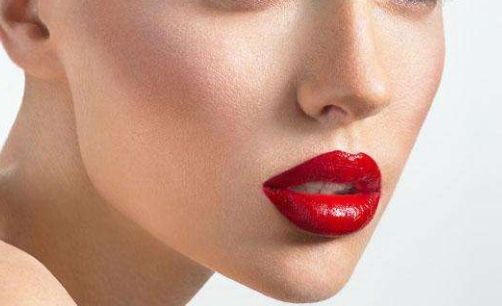 濟(jì)南旭美整形醫(yī)院的醫(yī)生團(tuán)隊(duì)實(shí)力與隆鼻案例分享！