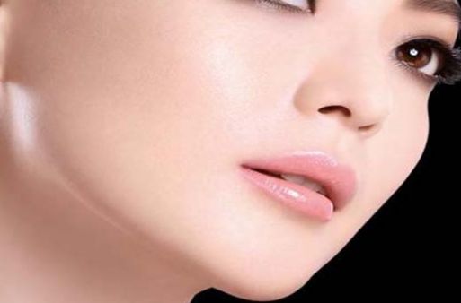 北京頭發(fā)生長排名前三，稀發(fā)治療方式推薦有助脫發(fā)護(hù)理、精細(xì)針療法、革新的移植術(shù)等