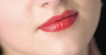 深圳世紀(jì)河山口腔牙齒種植：專(zhuān)家張河三醫(yī)生幫您實(shí)現(xiàn)完美笑容！親身經(jīng)歷與案例分享！