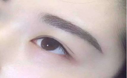 南寧哪家醫(yī)院隆鼻效果出眾？細(xì)數(shù)其出類(lèi)拔萃的優(yōu)勢(shì)，備受同行贊譽(yù)！