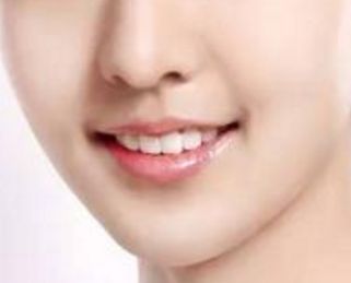 南京最權(quán)威的雙眼皮修復(fù)醫(yī)生大比拼！揭秘排名前五實(shí)力對(duì)決，讓你成為萬(wàn)眾矚目的焦點(diǎn)！