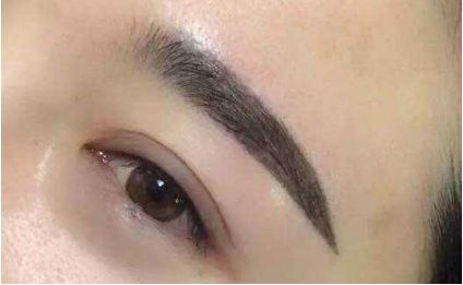 石家莊哪里專業(yè)可靠的硅膠隆鼻醫(yī)院值得考慮？