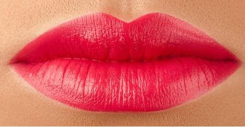 東莞隆胸醫(yī)生推薦當(dāng)?shù)仨敿庹螌＜冶P點(diǎn)