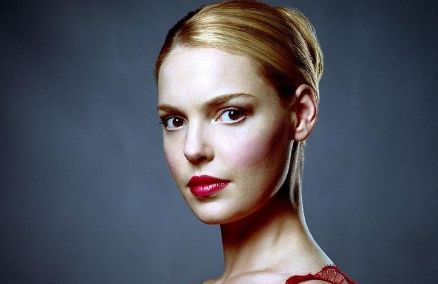 米蘭柏羽專業(yè)雙眼皮割開醫(yī)生康春雨、盧尚兵、雷狀等醫(yī)師資質(zhì)和技術(shù)對比大揭秘！