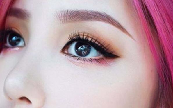 上海頂級(jí)整形醫(yī)院推出雙眼皮修復(fù)專家名單，權(quán)威實(shí)力不可小覷！