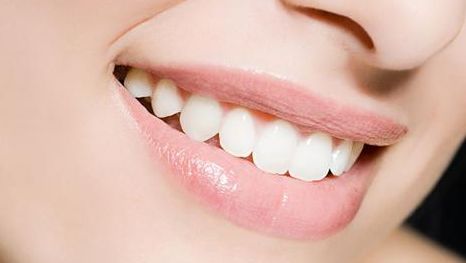 西安桃夭醫(yī)療美容診所房志強(qiáng)醫(yī)生細(xì)致貼心服務(wù)，讓您甜蜜如桃