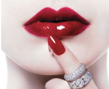 西安市優(yōu)秀隆胸整形醫(yī)院的信譽(yù)排行榜，哪個(gè)更加可靠？美萊和米蘭等頂級(jí)機(jī)構(gòu)激烈競(jìng)爭(zhēng)