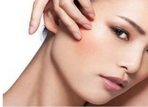 重塑雙眼皮的魅力，一位著名醫(yī)師的成功案例分享