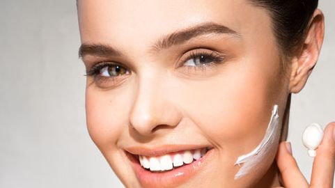 火爆！東莞鼻基底整形教你擁有完美鼻部！當(dāng)?shù)仡H受歡迎：鼻部整形、鼻翼微調(diào)等專業(yè)技術(shù)！