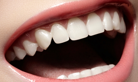 隆胸手術(shù)后多久能穿內(nèi)衣和正常進食？假體隆胸可持續(xù)多久？