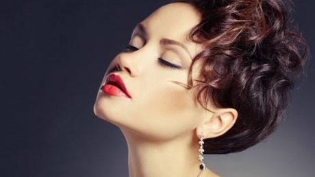 俞冰眼部整形案例分享，迷人的俏皮雙眼皮效果揭秘