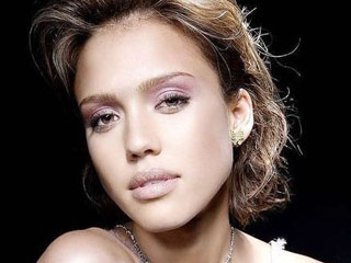 鄭州菲林醫(yī)療美容門(mén)診部的醫(yī)生是否專業(yè)？醫(yī)生資料全面嗎？