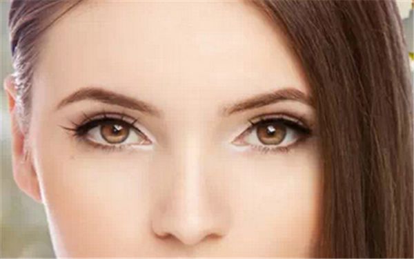 北京著名雙眼皮修復(fù)專家榜單：八大處專家團隊實力盤點！明細費用曝光迅速！