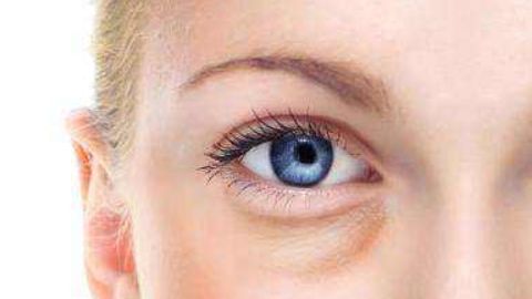 成都隆鼻醫(yī)生人氣排行榜單揭曉！挖掘?qū)＜彝扑]，醫(yī)術(shù)精湛備受好評！