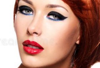 廈門(mén)割雙眼皮專(zhuān)家推薦，手術(shù)風(fēng)格自然效果好！