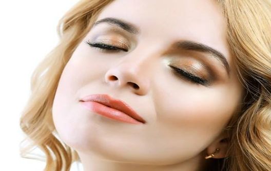 武漢哪家醫(yī)院豐胸專業(yè)又值得信賴？知名醫(yī)院推薦比較，頂級整形院、藝樂諾、美天使等醫(yī)院哪家好評如潮！