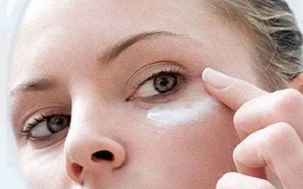 溫醫(yī)附二院整形美容科的李曉陽醫(yī)生，雙眼皮案例及價(jià)格表邀您瀏覽！