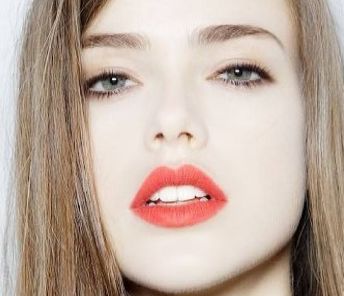 看看這位醫(yī)生案例，幫你輕松擁有美麗雙眼皮！