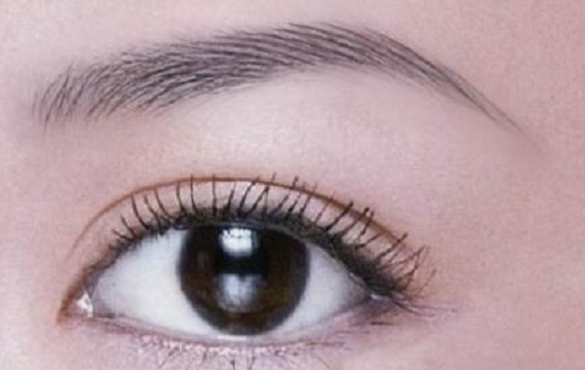 北京明會(huì)紅美容醫(yī)院的手術(shù)醫(yī)生信息有哪些？他們擅長哪些項(xiàng)目？