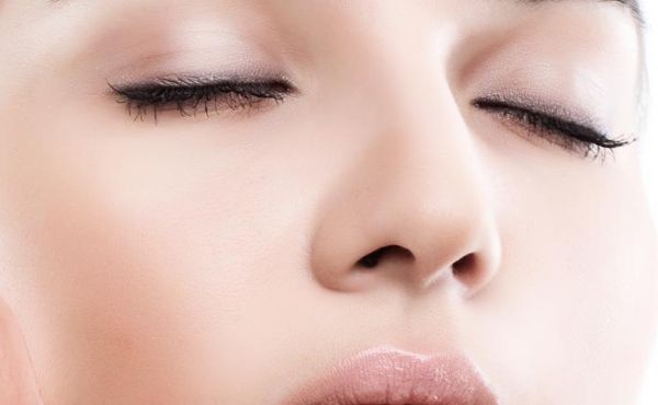 讓雙眼煥發(fā)魅力，曉波醫(yī)生做雙眼皮效果穩(wěn)定嗎？