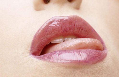 上海九院新版雙眼皮技術(shù)：蘇薇潔人氣榜首，多位專家入選