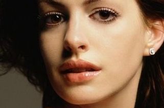 楊慶華醫(yī)生為您解析雙眼皮修復(fù)，資料案例與價格一網(wǎng)打盡！