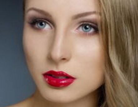 沈陽(yáng)杏林專(zhuān)科醫(yī)院眼科專(zhuān)家團(tuán)隊(duì)實(shí)力！擁有房紅超、張瑩瑩等高人氣專(zhuān)家