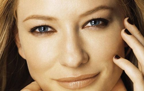 南京哪家醫(yī)院是南京做隆胸手術(shù)的首選之地？熱門(mén)之選：維多利亞、華美榮登榜首