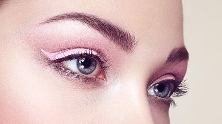 深度解析上海藝星玻尿酸的真實效果與專業(yè)醫(yī)師技巧，鼻部整形成功案例拋光亮相