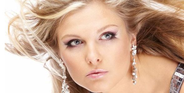 成都米蘭柏羽隆胸技術(shù)精湛！張雪峰、魏家兵專(zhuān)家坐診，案例價(jià)格全公開(kāi)