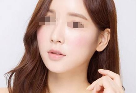 上海整形醫(yī)院中，哪家隆鼻效果好？