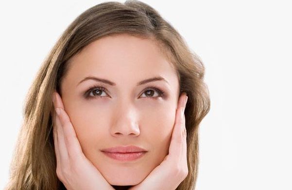 上海九院周顯玉醫(yī)生眼袋手術(shù)效果如何？眼周抗衰專家測(cè)評(píng)