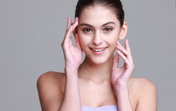 鄭州第一大學(xué)附屬醫(yī)院整形科實地考察，揭秘科室氛圍、詳細分析醫(yī)院概況！文內(nèi)揭示了這些給你瞧過了嗎？