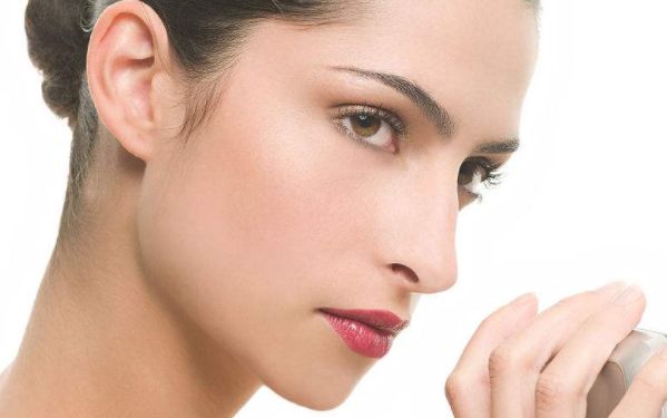 湖北中醫(yī)院醫(yī)學(xué)美容科：醫(yī)院資質(zhì)、專家團(tuán)隊(duì)點(diǎn)評(píng)一覽