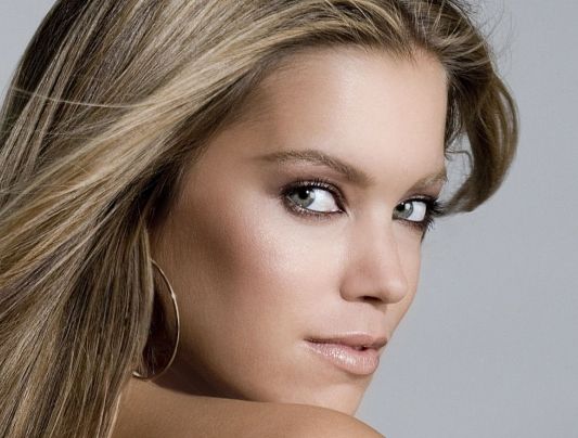 深圳鵬愛整形醫(yī)院蔡國威眼部綜合手術(shù)評(píng)價(jià)