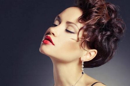 自制中藥護(hù)膚品美白秘笈，一月見證白嫩肌膚