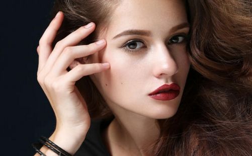 20年前胸部注射奧美定，李高峰技術(shù)保證完整消除