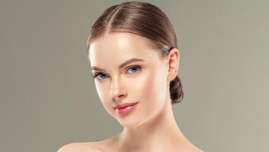 重慶星榮整形外科醫(yī)院專家李世榮醫(yī)生：專業(yè)技術(shù)、良好口碑讓你值得信賴