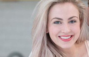 蔣海越：1965年出生，耳朵手術(shù)專家現(xiàn)仍從事手術(shù)工作